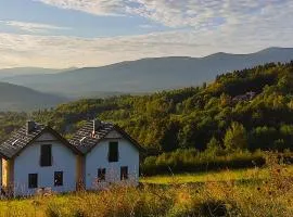 Domki Na Skale z widokiem na panoramę Karkonoszy