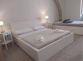 Affittacamere La Torre，位于Biccari的酒店