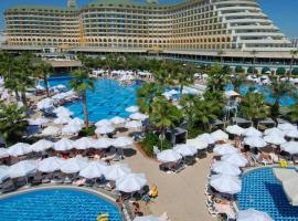 CRYSTAL HOTEL，位于Bou Haroun的酒店