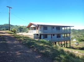 Apartment Sleeps 4 with Sea Views，位于萨武萨武的低价酒店