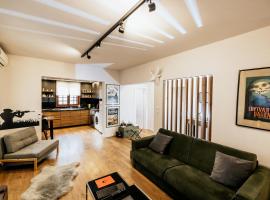 Fort D-Val luxurious apartment，位于安吉斯特隆的酒店