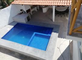 Casas Villas las Palmera 10 personas，位于拉曼萨尼亚的带泳池的酒店
