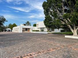 Rancho Las Espuelas，位于Comonfort的酒店