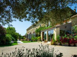 Abacard Home Gite adult only，位于罗克莫尔的酒店