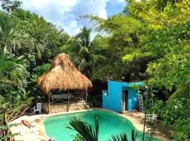 Gardenhotel Macan Ché B&B