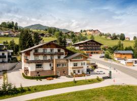 Landhaus Hubertus Wellness & Breakfast，位于斯拉德明的酒店