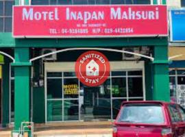 OYO 90361 Motel Inapan Mahsuri，位于Kampong Tanah Merah的酒店