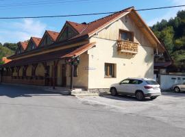 Penzión pri studničke Omastiná，位于Omastiná的酒店