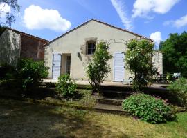 Gîte de la Remaudière，位于Le Poiré-sur-VieVendée History Museum附近的酒店