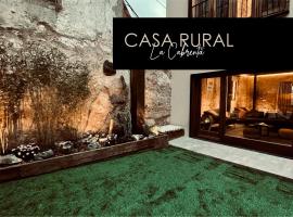 Casa Rural La Cabrentà，位于Estubeny的乡间豪华旅馆