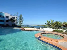 Prime Position – Dream Holiday Unit in Caloundra!!