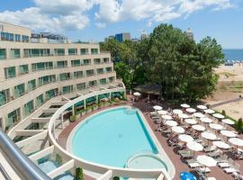 Jeravi Beach Hotel - All Inclusive，位于阳光海滩Sunny Beach Beachfront的酒店