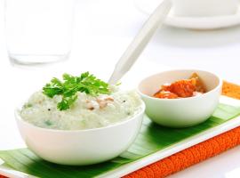 SPOT ON 78961 Sri Sai Ram Hotel，位于Puliyūr的酒店