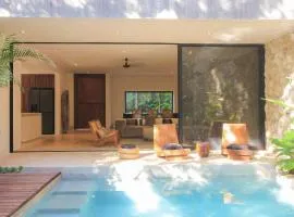 Elegant Boho Style Villa Jungle Views in Rooftop Deck & Outstanding Raw Pool in Holistika