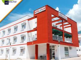 Hotel Play，位于赫尔采格诺维的酒店