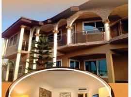 ViHills HOTEL，位于阿克拉的酒店