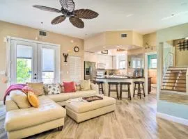 Colorful Townhome, Steps to Clearwater Beach!