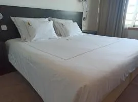 维拉卢埃纳酒店