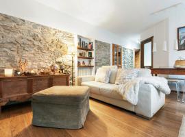 Appartamento Casa Weisstor con patio, giardino e orti vista Monte Rosa，位于马库尼亚加的酒店