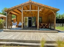 Chalet au calme dans la pinède