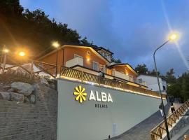 Alba Relais，位于Nemoli的带停车场的酒店