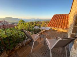 B&B Maison des Etoiles Chambre d'hôtes Adult Only，位于Verrières的别墅