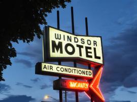 Windsor Motel，位于乔治湖的酒店