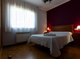 Playa de Llas，位于福斯的酒店