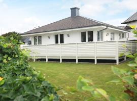 2 person holiday home in Esbjerg V-By Traum，位于埃斯比约的酒店
