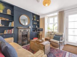 Seagrass Cottage in Southwold, Stunning Property with Views!，位于绍斯沃尔德的度假屋