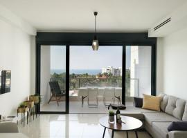 Luxury apartment with Sea View by Airsuite，位于阿什杜德的豪华酒店