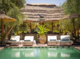 Hotel & Spa La Ferme El Dar，位于马拉喀什的住宿加早餐旅馆