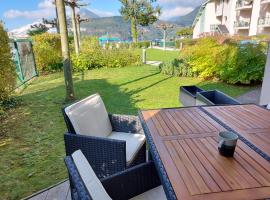 Charmant studio en rez de jardin au bord du lac d’Annecy，位于杜约特的酒店