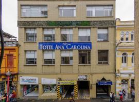 Hotel Ana Carolina，位于马尼萨莱斯拉努比亚机场 - MZL附近的酒店