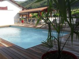 Logis Hôtel Andreinia & Cabanes，位于伊特兰卡比的酒店
