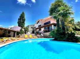 Casa da Joana, Quinta Carmo - Alcobaça/Nazaré，位于阿尔科巴萨的酒店