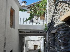 Casa Martina Pampaneira，位于潘潘埃拉的酒店