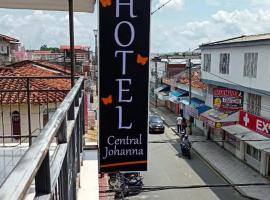 Hotel Central Johanna，位于图卢阿的带停车场的酒店