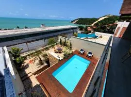 Casa Áurea! A 100 metros da areia de Ponta Negra, com vista deslumbrante do mar