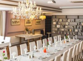 Hotel Europejski，位于尼萨的酒店
