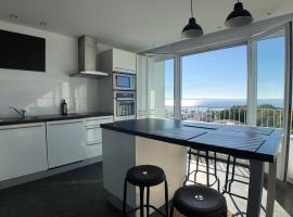 Superbe appartement avec une vue mer panoramique，位于布雷斯特DCNS Brest附近的酒店
