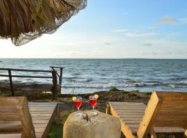 Palmar del viento cabaña frente al mar，位于Moñitos的酒店