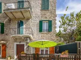 1 Bedroom Cozy Apartment In Zonza