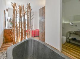 Calasole Country House，位于托雷拉皮罗的酒店