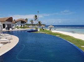 Apartamento en el mar Caribe, Playa Escondida Resort & Marina，位于María Chiquita的酒店