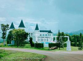 The Castell Khao Kho At Bluesky By TanTen，位于Campson的酒店