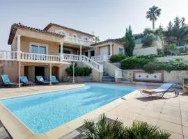Villa élégante à Fréjus, Piscine