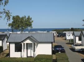 Tobisviks Camping，位于锡姆里斯港的豪华帐篷营地