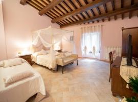 Albergo La Loggia di San Martino，位于瓜尔多塔迪诺的酒店