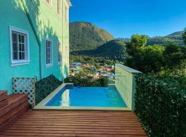 Sugarmon Villas，位于苏弗里耶尔的别墅